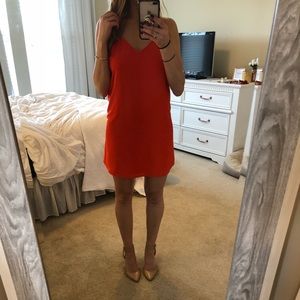 Red shift dress! 💃